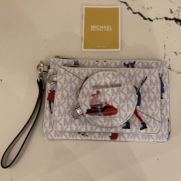 Michael Kors Jet Set Girls Wristlet Trio NWOT